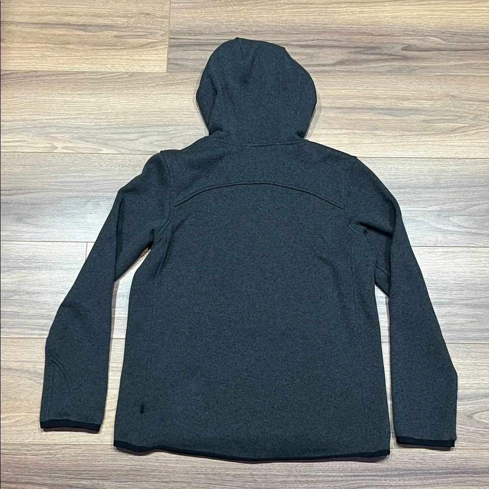 Lululemon It’s Fleecing Cold Pullover Hoodie in Heathered Black/Black Size 10